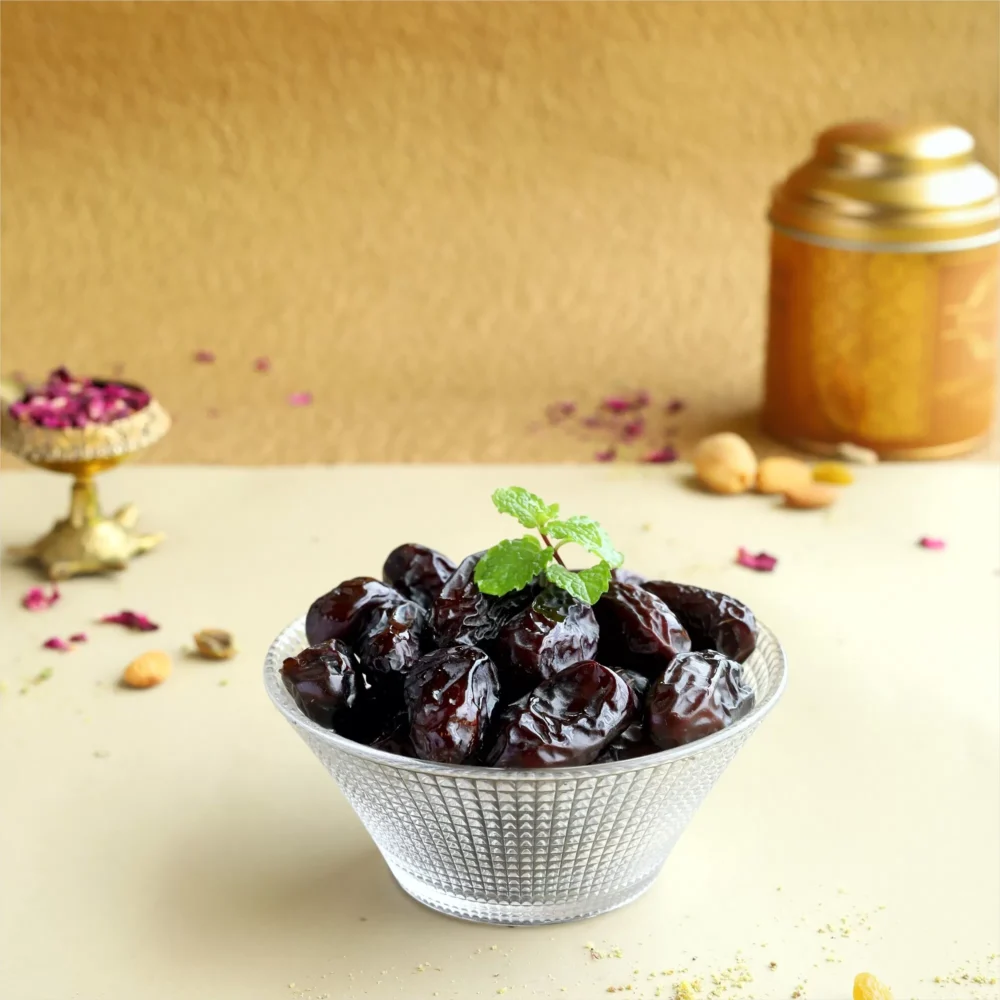 Buy Kalmi Dates Small - Image 4